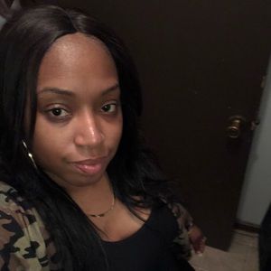 Meet your Posher, Denesha